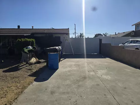 9262 Camulos Ave, Montclair, CA 91763 photo 11