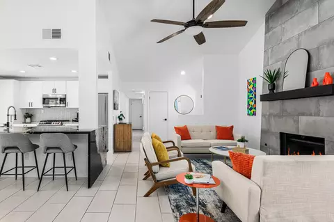 1110 E Vista Chino, Palm Springs, CA 92262