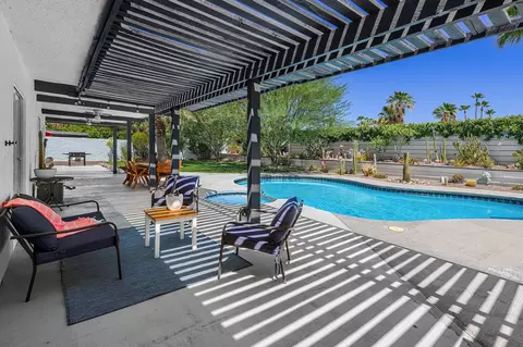 1110 E Vista Chino, Palm Springs, CA 92262