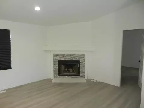 Living - 98940 Surfside Ave, Mecca, CA 92254 photo 1 of 4