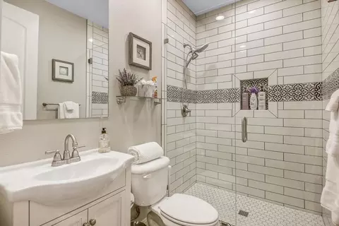 Bath - 48846 Stillwater St, Indio, CA 92201 photo 2 of 5