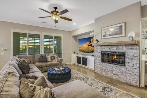 Living - 48846 Stillwater St, Indio, CA 92201 photo 4 of 4