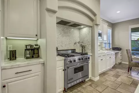 Kitchen - 48846 Stillwater St, Indio, CA 92201 photo 4 of 4