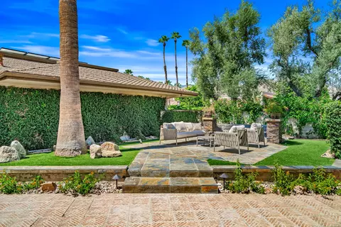 33 Colgate Dr, Rancho Mirage, CA 92270