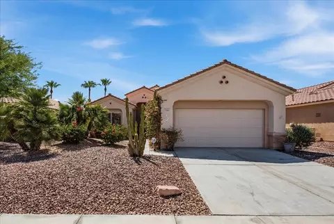 37657 Medjool Ave, Palm Desert, CA 92211