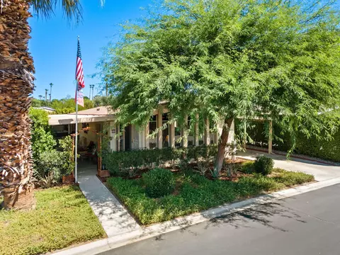 73450 Country Club Dr #40, Palm Desert, CA 92260