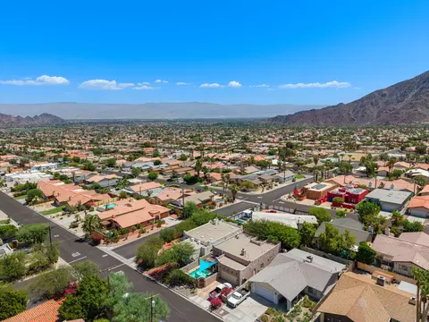 View/Area - 54020 Avenida Cortez, La Quinta, CA 92253 photo 3 of 6