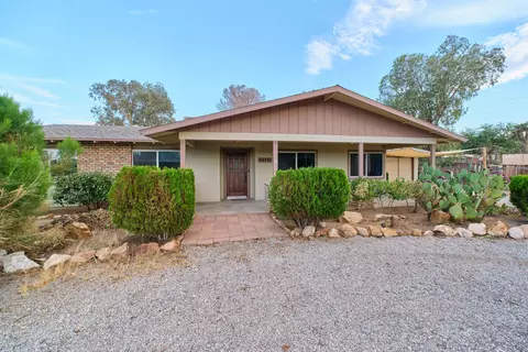 Exterior - 56771 Piute Trl, Yucca Valley, CA 92284 photo 2 of 7