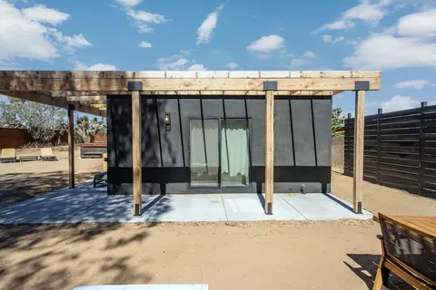 Exterior - 7438 Deer Trl, Yucca Valley, CA 92284 photo 6 of 14