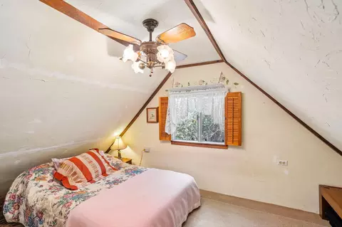 Bedroom - 24765 Schaffer Dr, Idyllwild, CA 92549 photo 1 of 7