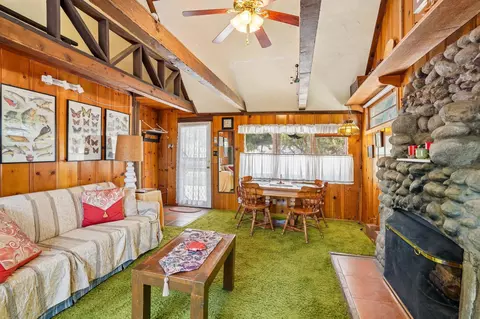 Living - 24765 Schaffer Dr, Idyllwild, CA 92549 photo 2 of 5