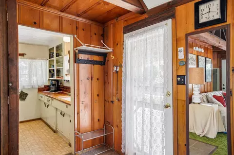 Entry Way - 24765 Schaffer Dr, Idyllwild, CA 92549 photo 1 of 2