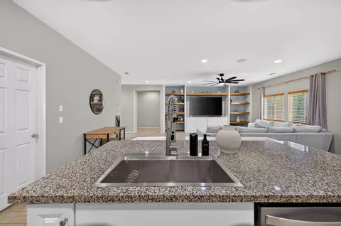 Kitchen - 42820 Gazapo Ct, Indio, CA 92203 photo 4 of 6
