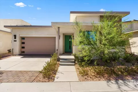 211 Mustang Ln, Palm Springs, CA 92262