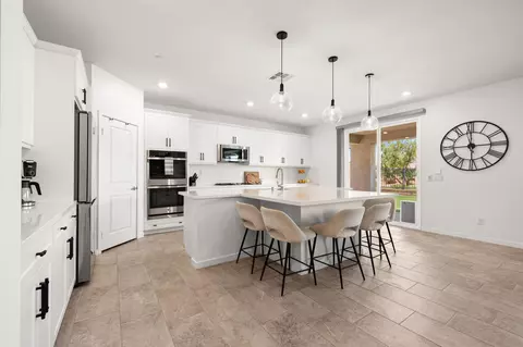 Kitchen - 82144 Paradiso Dr, Indio, CA 92203 photo 2 of 4