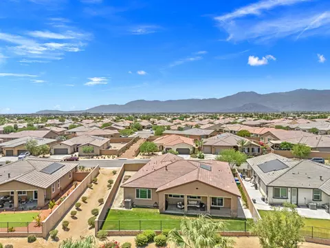 View/Area - 82144 Paradiso Dr, Indio, CA 92203 photo 2 of 4
