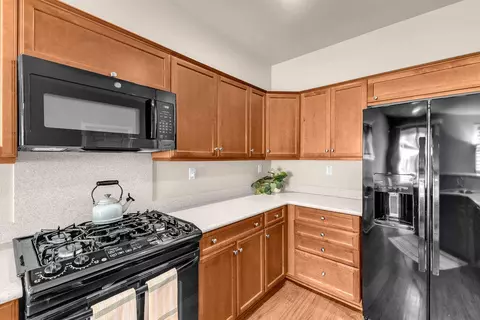 Kitchen - 40090 Corte Refugio, Indio, CA 92203 photo 1 of 4