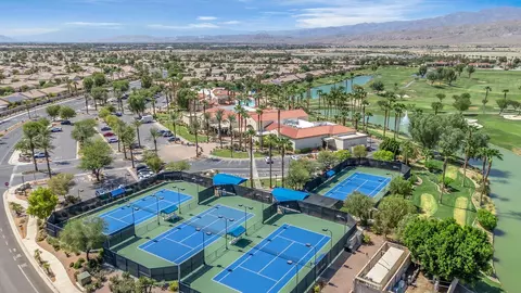 View/Area - 40090 Corte Refugio, Indio, CA 92203 photo 2 of 10