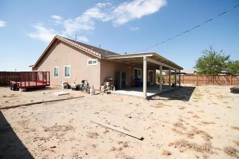 Exterior - 1478 Gemini Ave, Thermal, CA 92274 photo 4 of 9