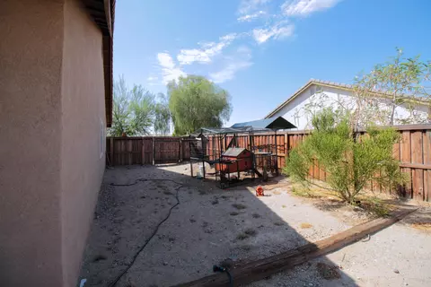 Exterior - 1478 Gemini Ave, Thermal, CA 92274 photo 7 of 9