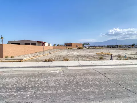 . Enterprise Way, Indio, CA 92201 photo 2