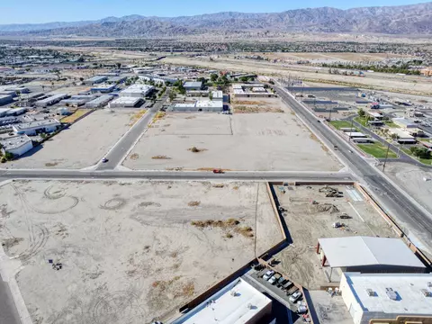 . Enterprise Way, Indio, CA 92201 photo 2