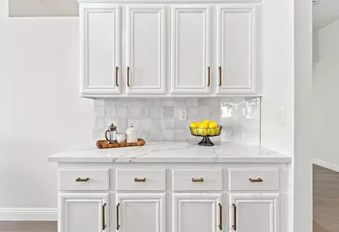Kitchen - 81059 Aurora Ave, Indio, CA 92201 photo 2 of 5