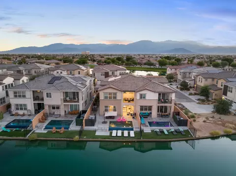 View/Area - 84644 Litorale Ct, Indio, CA 92203 photo 3 of 7