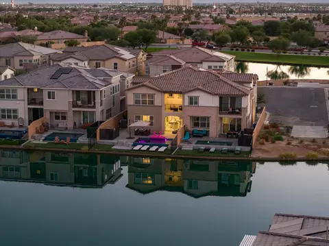 View/Area - 84644 Litorale Ct, Indio, CA 92203 photo 2 of 7