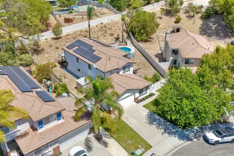View/Area - 31546 Golden Lion Dr, Temecula, CA 92591 photo 2 of 4