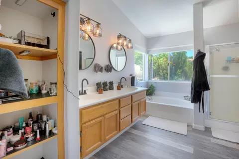Bath - 31546 Golden Lion Dr, Temecula, CA 92591 photo 3 of 4