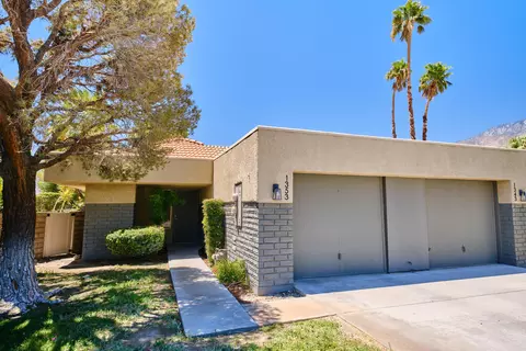 1353 Sunflower Cir N, Palm Springs, CA 92262