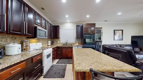 Kitchen - 83633 Lapis Dr, Coachella, CA 92236 photo 2 of 3