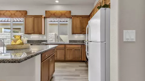 Kitchen - 39838 Calle Coche, Indio, CA 92203 photo 1 of 4