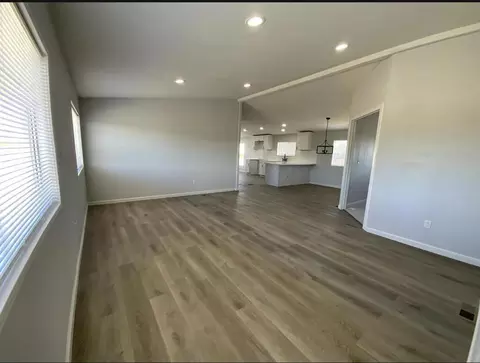 Living - 2865 Treadwell Blvd, Thermal, CA 92274 photo 1 of 5