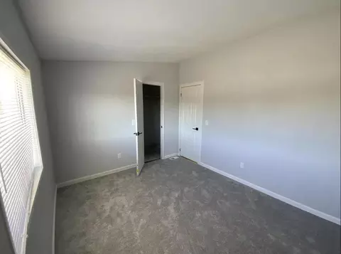 Bedroom - 2865 Treadwell Blvd, Thermal, CA 92274 photo 2 of 7