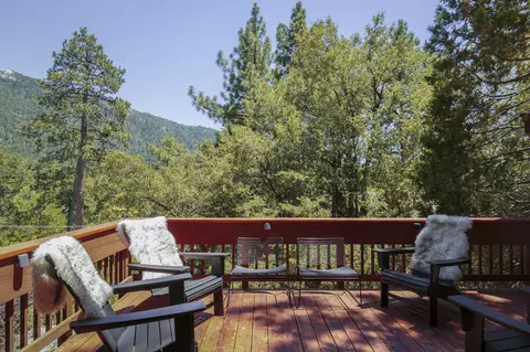 Exterior - 55100 Pine Crest Dr, Idyllwild, CA 92549 photo 4 of 17