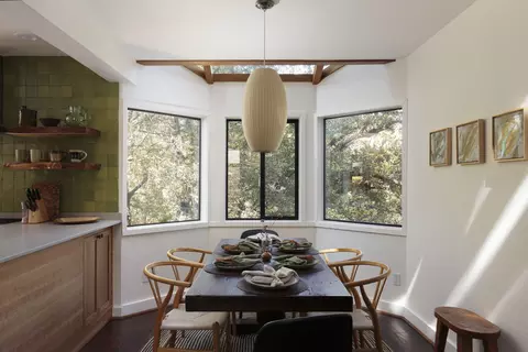Dining - 55100 Pine Crest Dr, Idyllwild, CA 92549 photo 3 of 4