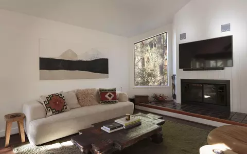 Living - 55100 Pine Crest Dr, Idyllwild, CA 92549 photo 3 of 6