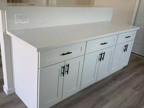 Kitchen - 47254 Diane St, Indio, CA 92201 photo 2 of 7