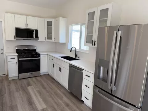 Kitchen - 47254 Diane St, Indio, CA 92201 photo 1 of 5