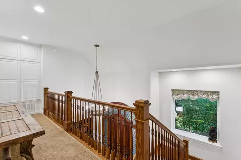 Entry Way - 391 Cedar Ridge Dr, Lake Arrowhead, CA 92352 photo 7 of 7