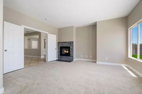 Living - 83137 Broadmoor Dr, Indio, CA 92203 photo 12 of 13