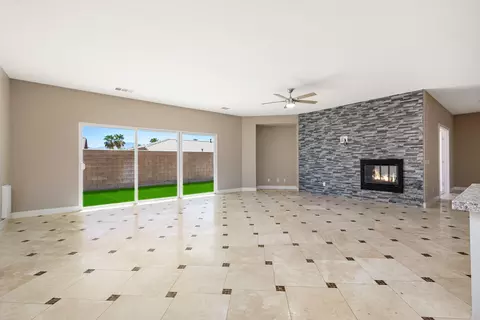 Living - 83137 Broadmoor Dr, Indio, CA 92203 photo 4 of 13