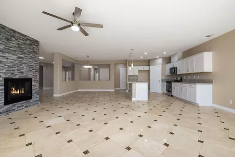 Living - 83137 Broadmoor Dr, Indio, CA 92203 photo 5 of 13