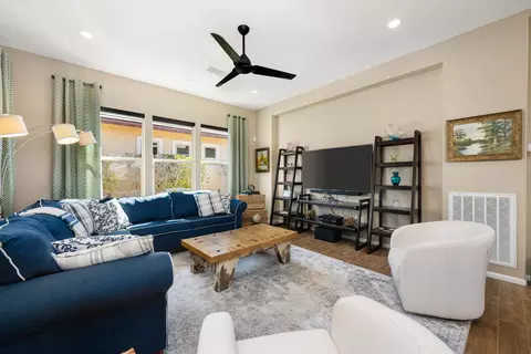 Living - 82707 Monarchos, Indio, CA 92201 photo 2 of 3