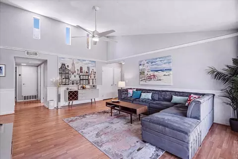 3155 E Ramon Rd, Palm Springs, CA 92264