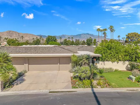 5 Dartmouth Dr, Rancho Mirage, CA 92270