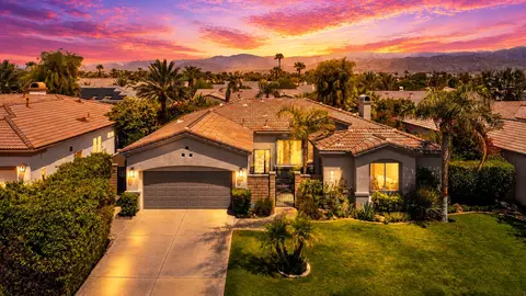 79818 Parkway Esplanade S, La Quinta, CA 92253