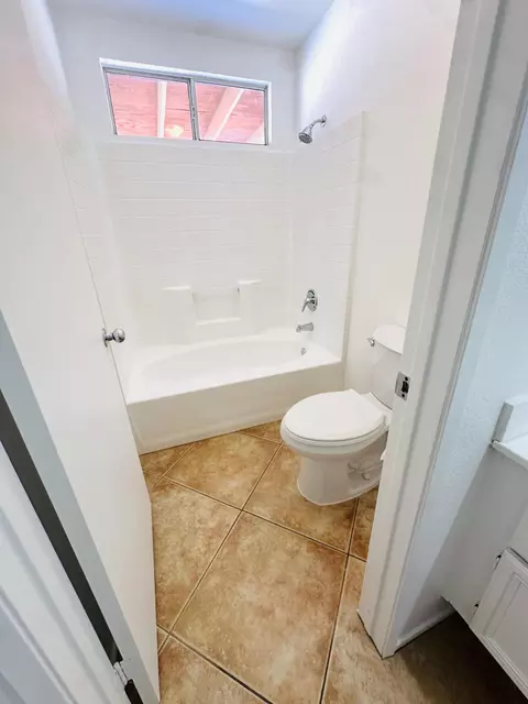Bath - 81138 Pindo Dr, Indio, CA 92201 photo 3 of 3